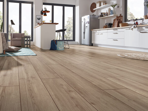 SUITE PLANK LUXOR OAK GREY LAMINATE FLOORING AC4 1