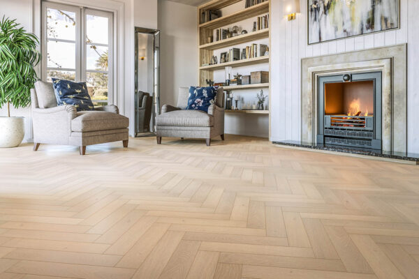 WHITERIVER HERRINGBONE HARVARD OAK LIMEWASHED BRUSHED MATT LACQUERED ENGINEERED FLOORING